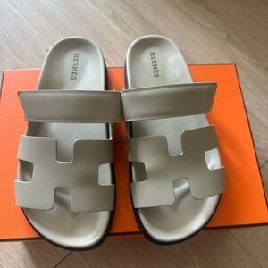 Hermes chypre beige sandals